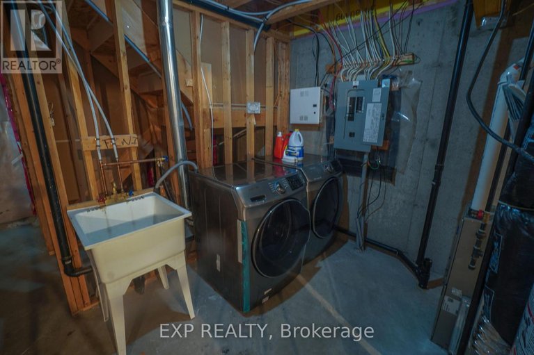 29494156/229-cayman-road/stittsville-north/ottawa/ontario/K2S0N8_26