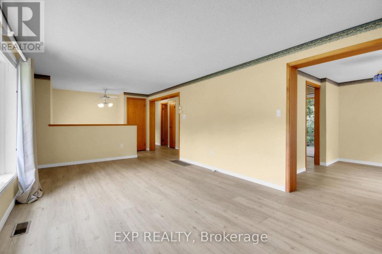 28592980/182-robertson-drive/lanark-highlands-lanark-village/lanark-highlands/ontario/K0G1K0_5