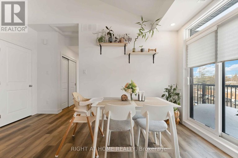 29417771/b-380-rolling-meadow-crescent/mer-bleuebradley-estatesanderson-park/ottawa/ontario/K1W0S1_6