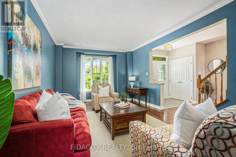 28652644/14-franklin-cathcart-crescent/stittsville-south/ottawa/ontario/K2S2A7_7