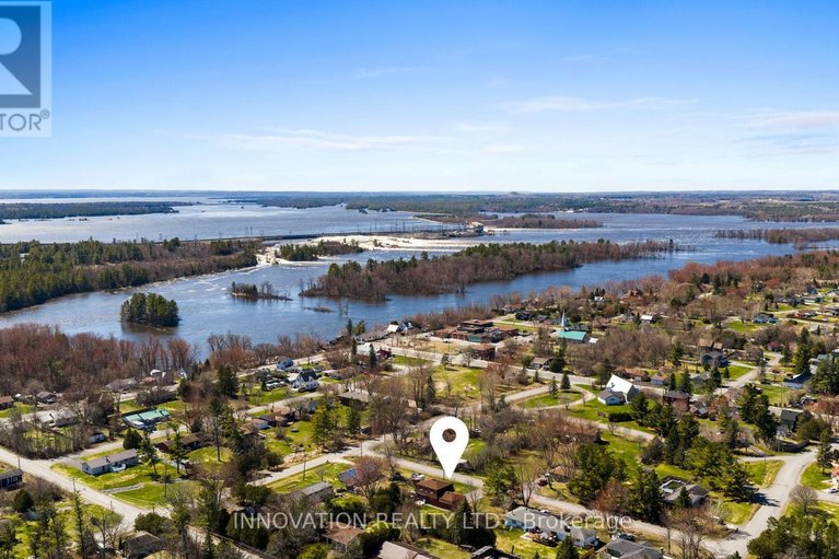 29648459/114-poole-street/fitzroy/ottawa/ontario/K0A1X0_46