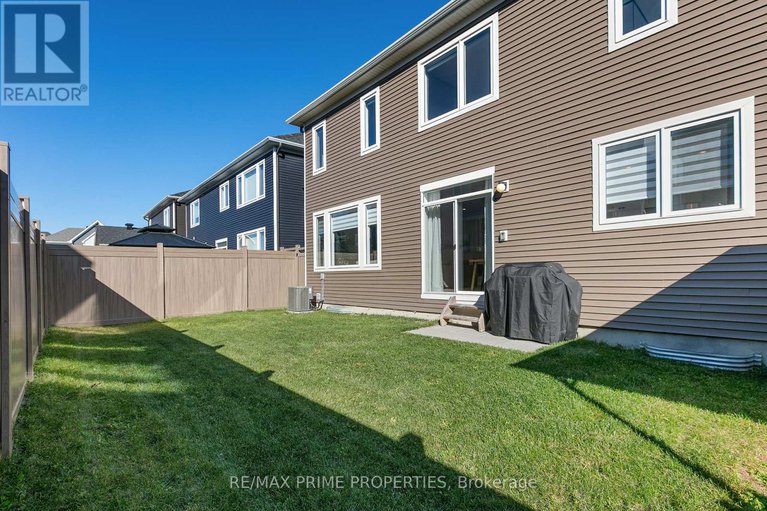 29119390/839-mercier-crescent/orleans-village/ottawa/ontario/K1W0N6_43