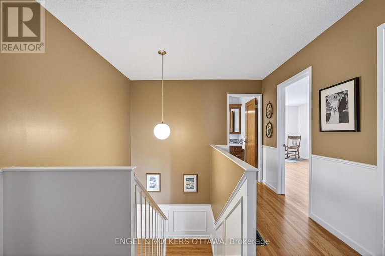 28865549/29-milne-crescent/beaverbrook/ottawa/ontario/K2K1H7_30