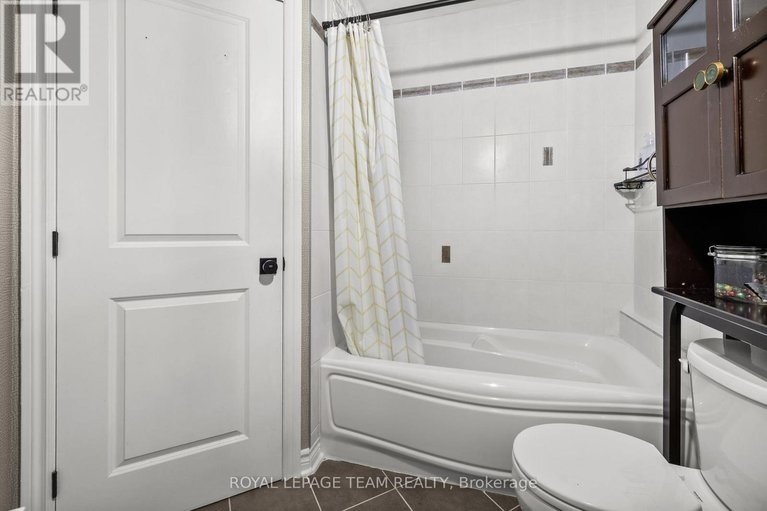 28889218/203-500-claridge-drive/longfields/ottawa/ontario/K2J3G5_18