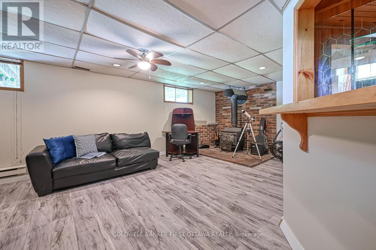 28490443/22-poole-creek-crescent/fringewood/ottawa/ontario/K2S1G4_27