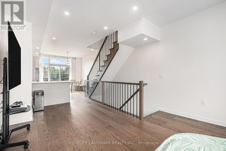 29172550/308-foliage-private/redwood-park/ottawa/ontario/K2H0C5_8