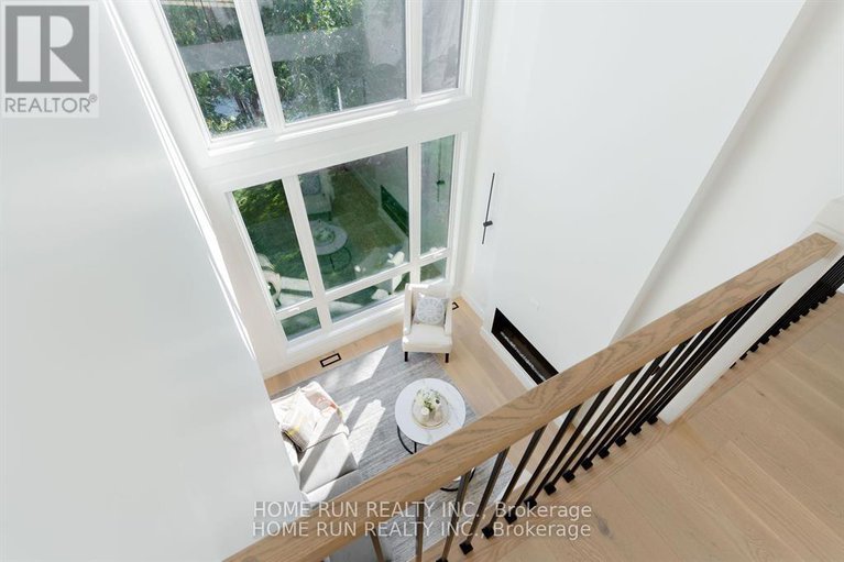 28322448/2241-page-road/chapel-hill/ottawa/ontario/K1C7K5_20