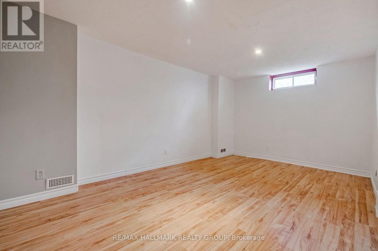 28701496/12f-larkshire-lane/pheasant-run/ottawa/ontario/K2J1Y6_24