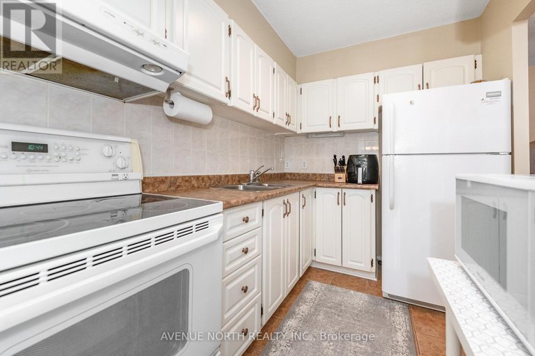 28332368/1504-158a-mcarthur-avenue/vanier/ottawa/ontario/K1L7E7_8