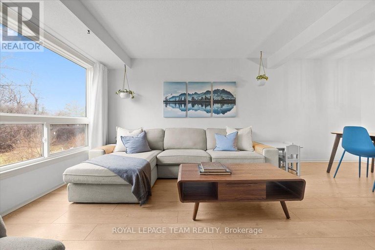 29615583/40-3230-uplands-drive/hunt-club/ottawa/ontario/K1V0C6_13