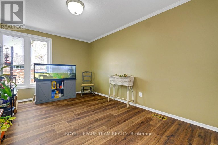 28292329/79-parkland-crescent/arlington-woods/ottawa/ontario/K2H7V9_30