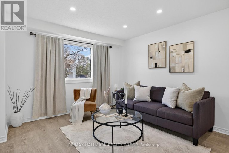 29664979/226-old-colony-road/glencairnhazeldean/ottawa/ontario/K2L1M7_10