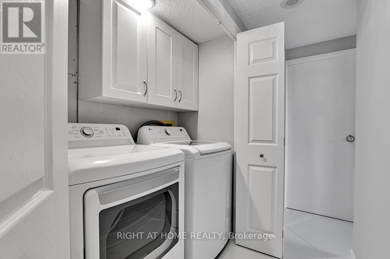 29140555/1703-2759-carousel-crescent/emerald-woodssawmill-creek/ottawa/ontario/K1T2N5_20