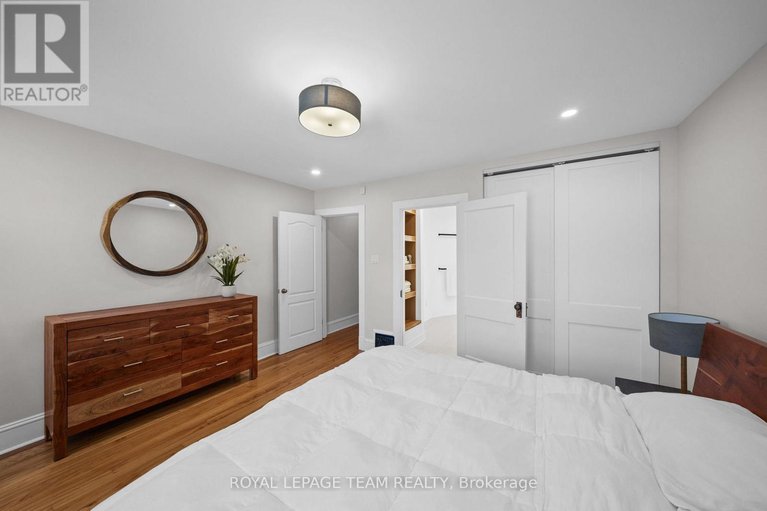 29642086/148-bruyere-street/lower-townbyward-market/ottawa/ontario/K1N5E1_30