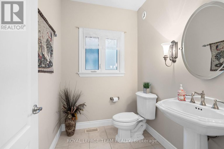 28313084/6005-earlscourt-crescent/manotick-east-to-manotick-station/ottawa/ontario/K4M1K2_14