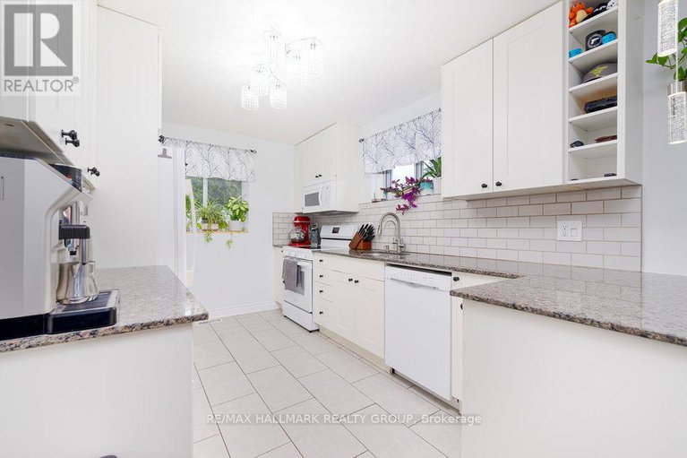 28639060/177-glynn-avenue/overbrookcastle-heights/ottawa/ontario/K1K1S4_6