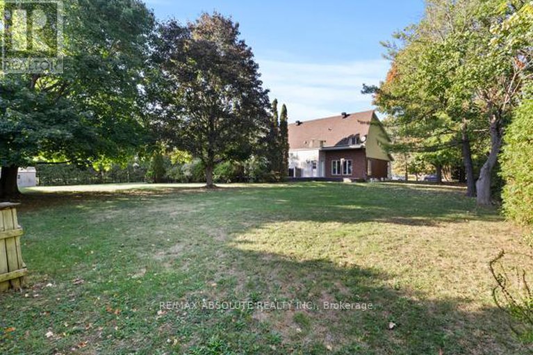 28975181/6-howard-court/hearts-desire/ottawa/ontario/K2J3Z8_37