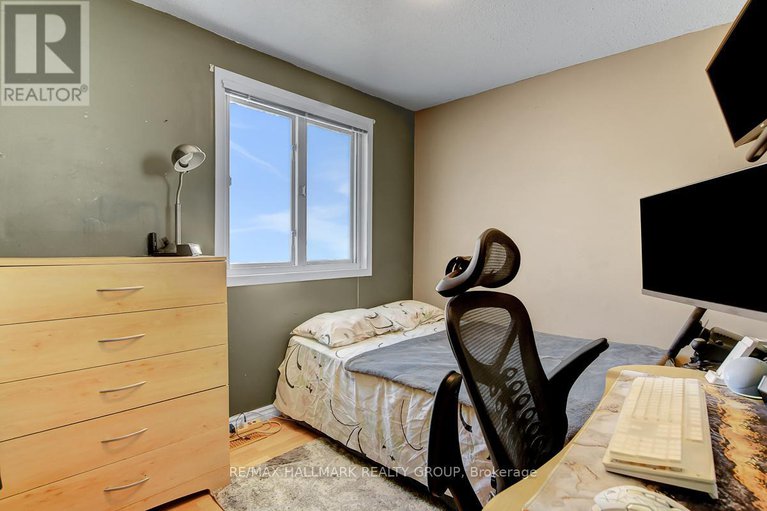 28877210/6078-rivercrest-drive/chapel-hill/ottawa/ontario/K1C5R2_21