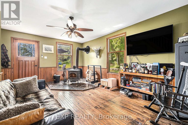 28427101/1589-river-road/mcnabbraeside-twps/mcnabbraeside/ontario/K0A1G0_7