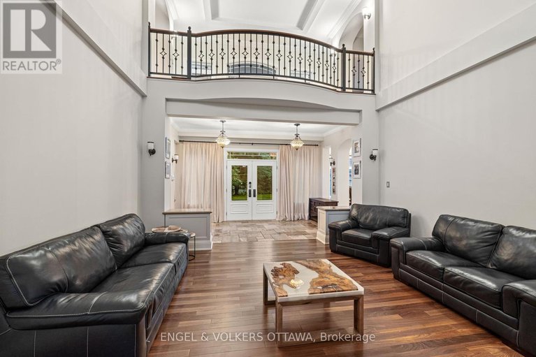 28466123/5800-queenscourt-crescent/manotick-east-to-manotick-station/ottawa/ontario/K4M1K3_6