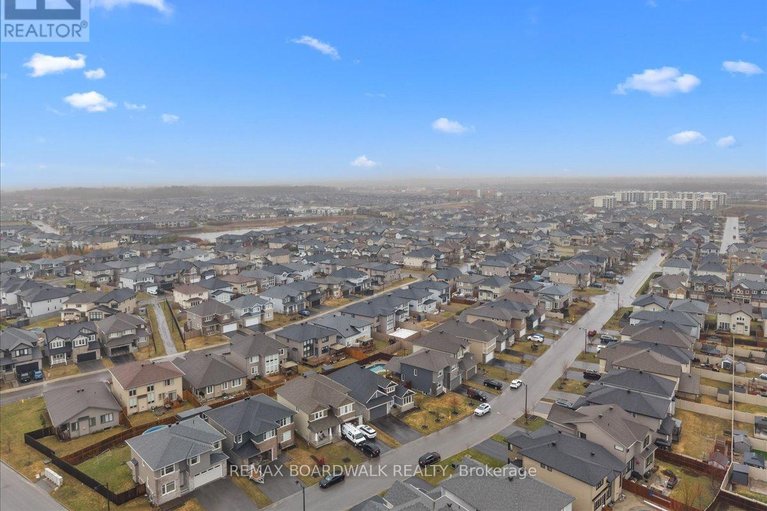 29612405/279-sceptre-way/emerald-meadowstrailwest/ottawa/ontario/K2V0C6_45