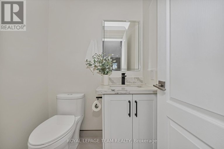 28339264/27-heritage-grove-crescent/stittsville-central/ottawa/ontario/K2S1R2_16