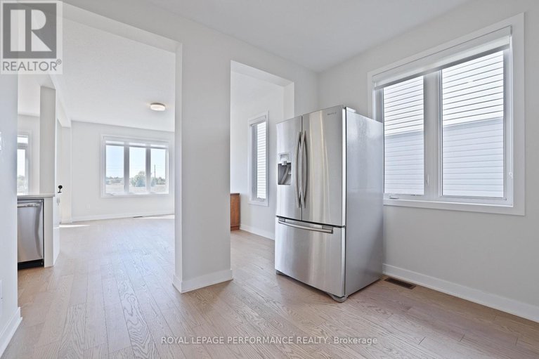 29210411/116-main-halyard-lane/half-moon-bay/ottawa/ontario/K2J7B6_5