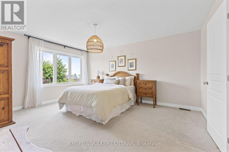28528943/18-mccooeye-lane/stittsville-central/ottawa/ontario/K2S1B9_15