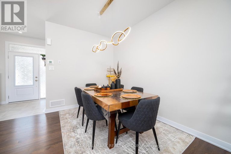 28906810/351-falsetto-street/mer-bleuebradley-estatesanderson-park/ottawa/ontario/K1W0S6_6