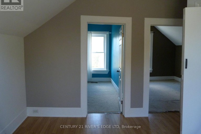 29040852/468-gladstone-street-n/winchester/north-dundas/ontario/K0C2K0_29