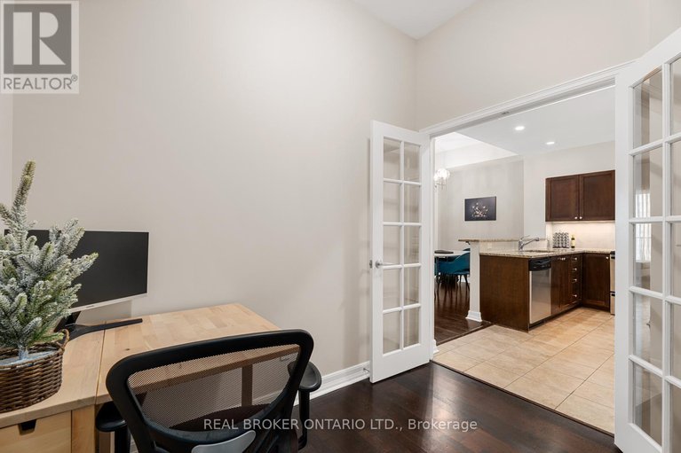 28542125/1207-200-besserer-street/sandy-hill/ottawa/ontario/K1N0A7_8