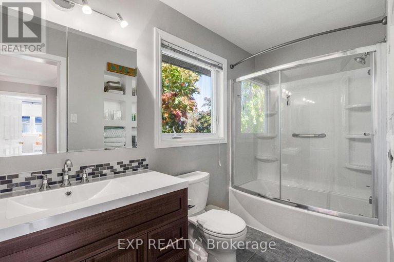 29412976/1601-bottriell-way/fallingbrookpineridge/ottawa/ontario/K4A1W5_23