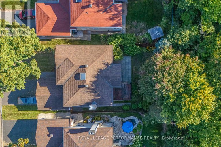 28877578/1848-thistleleaf-crescent/chapel-hill/ottawa/ontario/K1C5W7_45