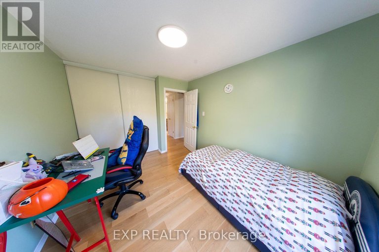 29000780/54-sheppards-glen-avenue/emerald-meadowstrailwest/ottawa/ontario/K2M2M9_14