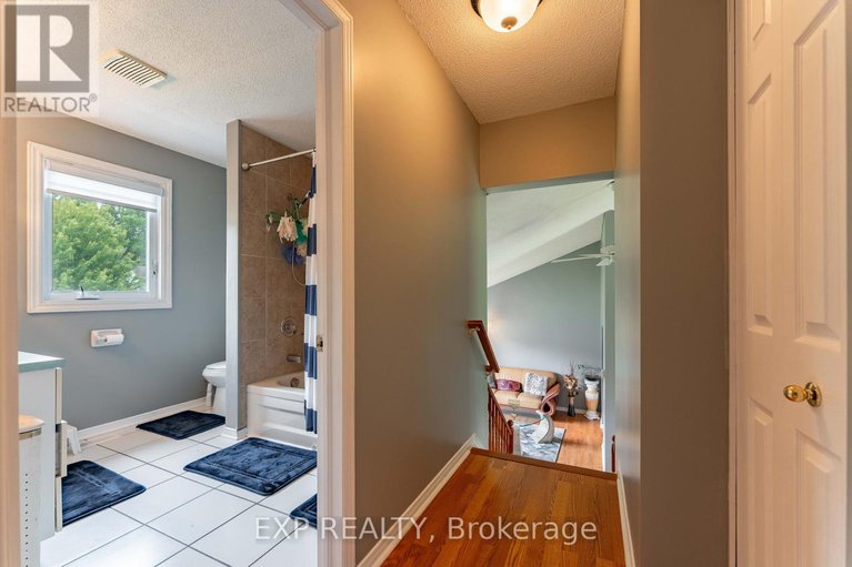 28448593/3379-descotes-circle/town-of-rockland/clarence-rockland/ontario/K4K1A8_19