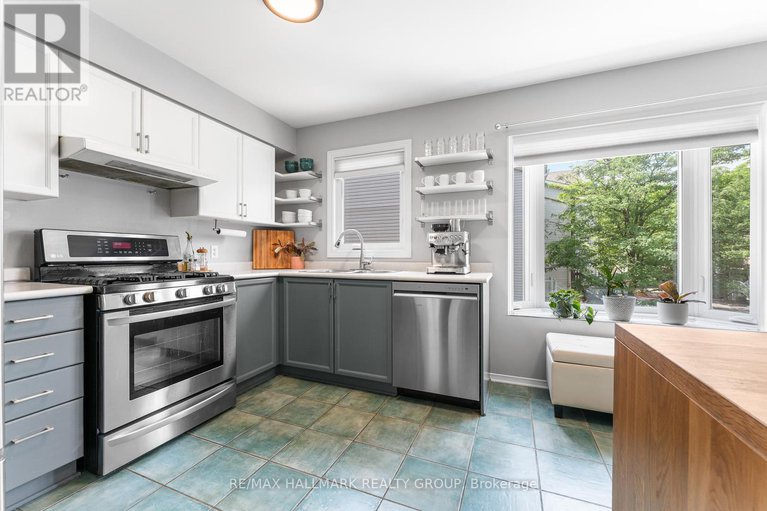 28575484/42-hintonburg-place/hintonburg/ottawa/ontario/K1Y4W6_7