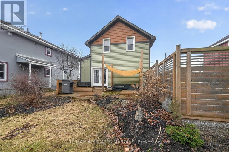 29607389/20-river-street/smiths-falls/smiths-falls/ontario/K7A3S2_34