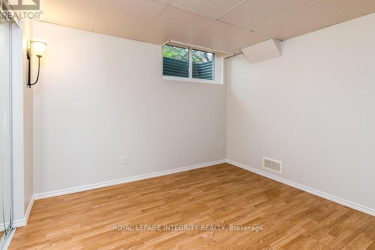 28790399/223-willow-creek-circle/strandherd/ottawa/ontario/K2G7B1_30