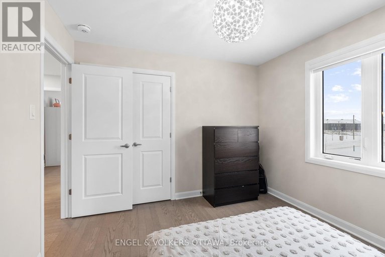 28163519/2053-wanderer-avenue/mahogany-community/ottawa/ontario/K4M0X1_27