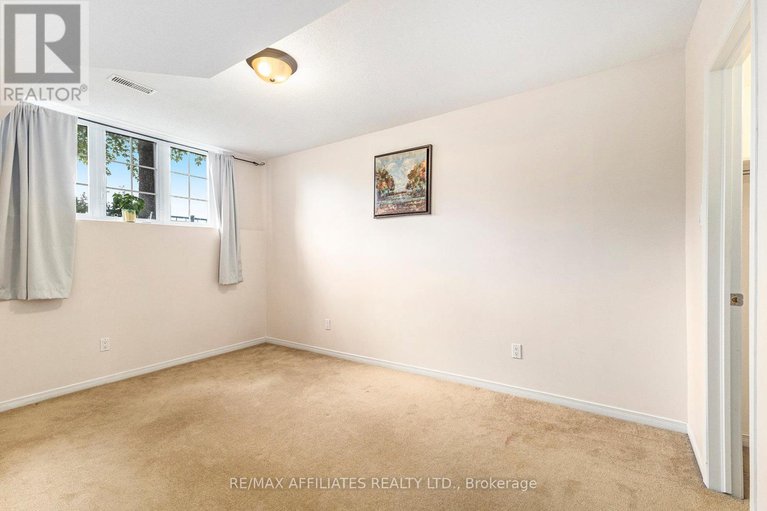 28833700/169-70-edenvale-drive/beaverbrook/ottawa/ontario/K2K3N6_15