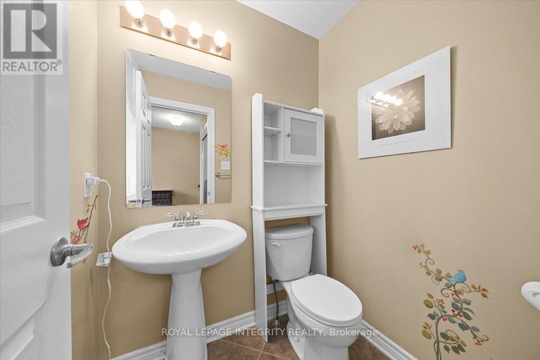 29609929/638-rosehill-avenue/stittsville-north/ottawa/ontario/K2S0K2_9