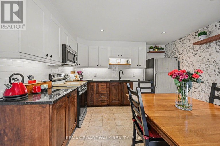 29647352/63-colborne-street/almonte/mississippi-mills/ontario/K0A1A0_12