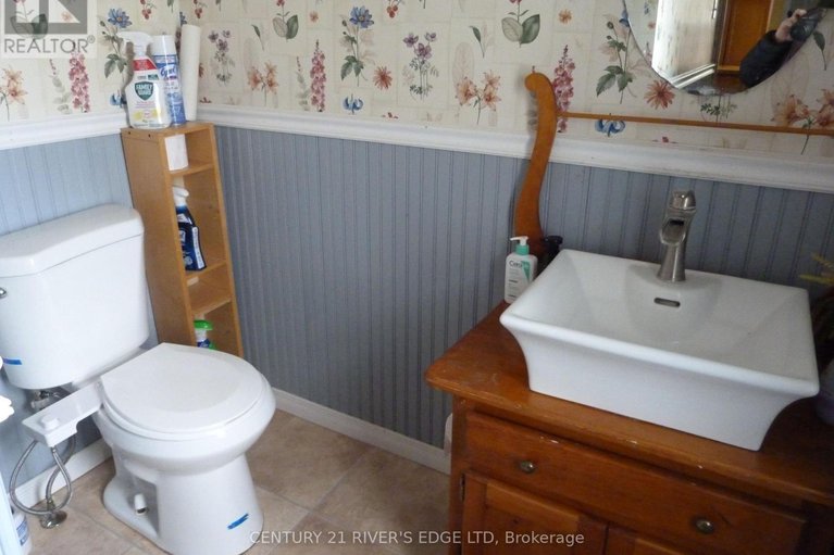 29471578/453-may-street/winchester/north-dundas/ontario/K0C2K0_14