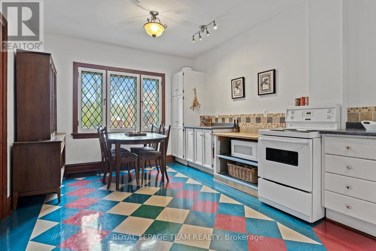 29121012/15-helena-street/ottawa-west/ottawa/ontario/K1Y3M7_8