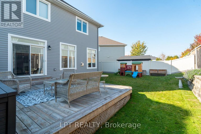 28616918/140-montargis-circle/avalon-west/ottawa/ontario/K4A0M5_32