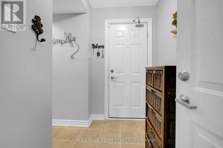 28451149/2-565-stonefield/barrhaven-east/ottawa/ontario/K2G4R4_7