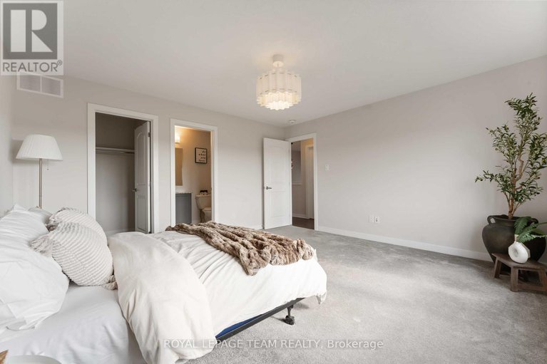 29118048/3040-travertine-way/half-moon-bay/ottawa/ontario/K2J6W9_23