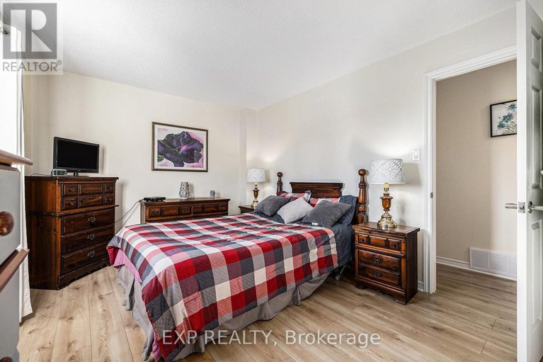 28147145/3-lotus-court/carson-grove/ottawa/ontario/K1J8A6_18
