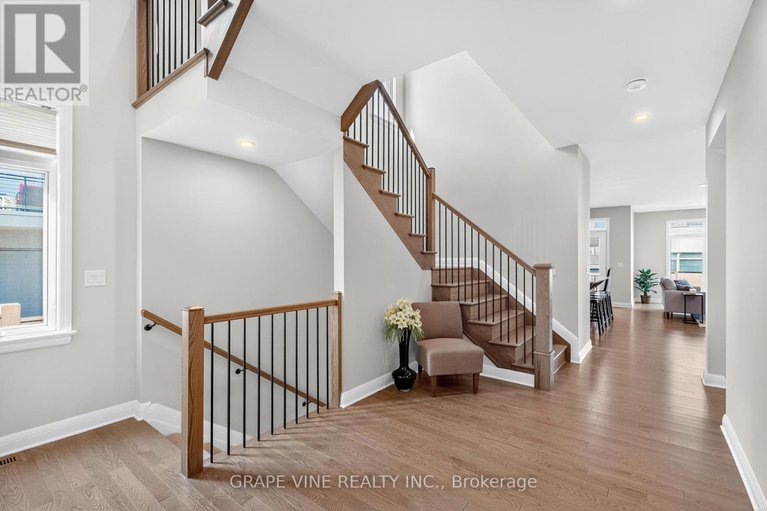 28743049/525-pimiwidon-street/cfb-rockcliffe-and-area/ottawa/ontario/K1K5A1_5