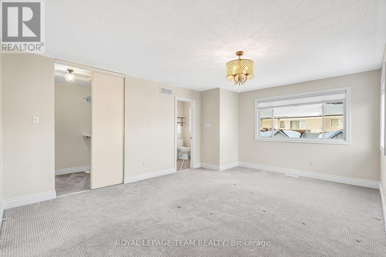 29668380/1925-windwood-place/chapel-hill/ottawa/ontario/K1C7K7_18